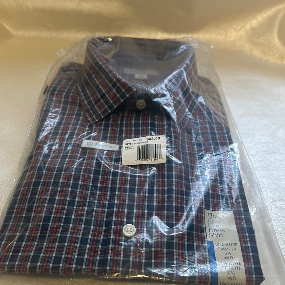 Croft & Barrow Red and Blue Plaid Dress Shirt